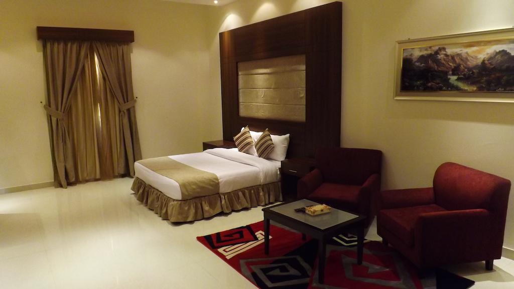 Baron Palace - Almasif Hotel Apartments ริยาดห์ ห้อง รูปภาพ