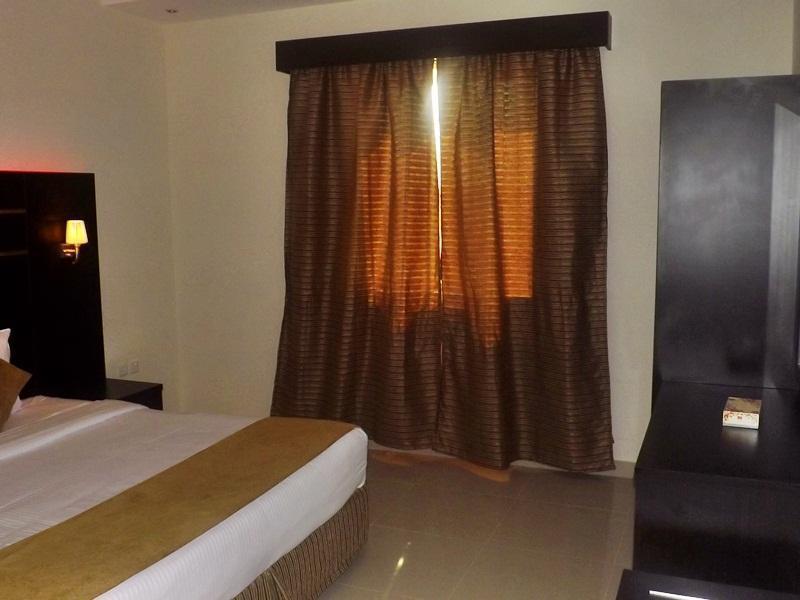 Baron Palace - Almasif Hotel Apartments ริยาดห์ ภายนอก รูปภาพ