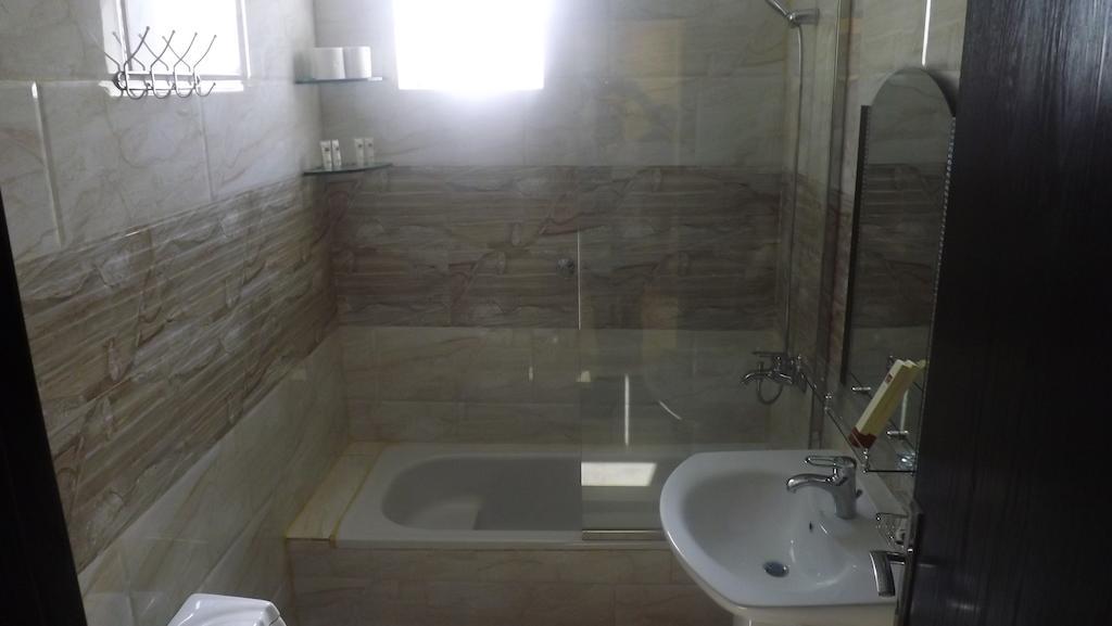 Baron Palace - Almasif Hotel Apartments ริยาดห์ ภายนอก รูปภาพ