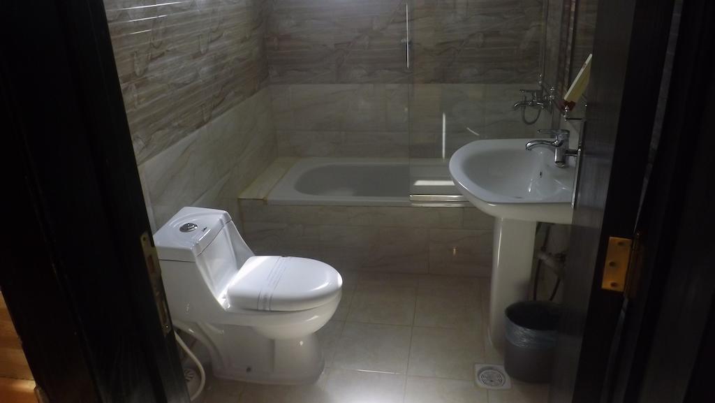 Baron Palace - Almasif Hotel Apartments ริยาดห์ ภายนอก รูปภาพ