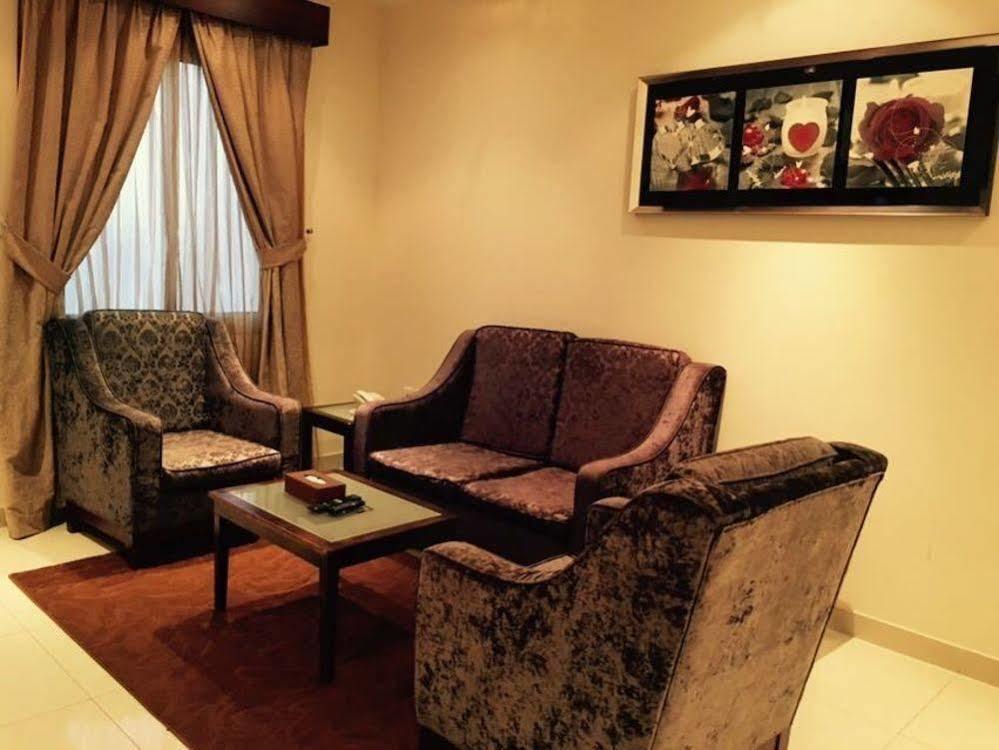Baron Palace - Almasif Hotel Apartments ริยาดห์ ภายนอก รูปภาพ
