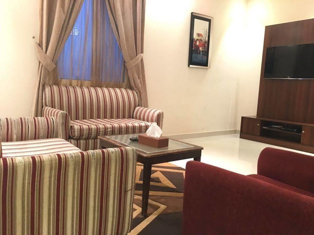 Baron Palace - Almasif Hotel Apartments ริยาดห์ ภายนอก รูปภาพ