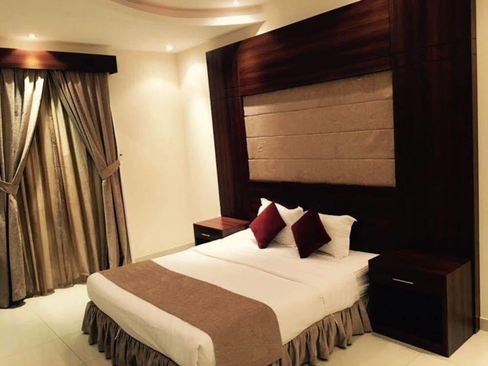 Baron Palace - Almasif Hotel Apartments ริยาดห์ ภายนอก รูปภาพ
