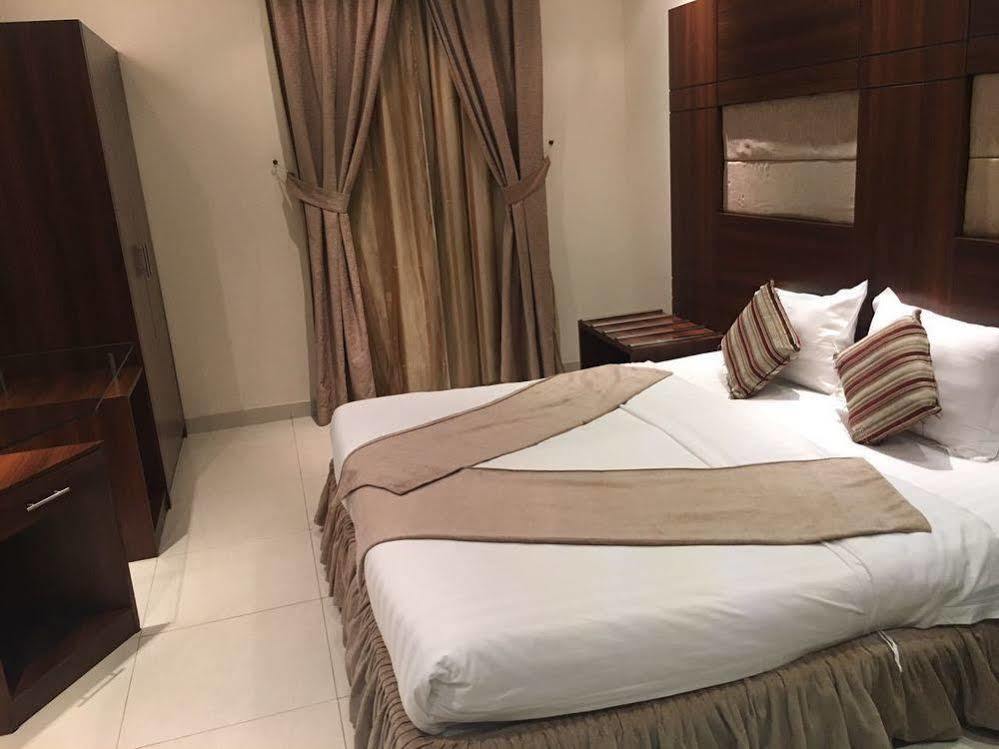 Baron Palace - Almasif Hotel Apartments ริยาดห์ ภายนอก รูปภาพ
